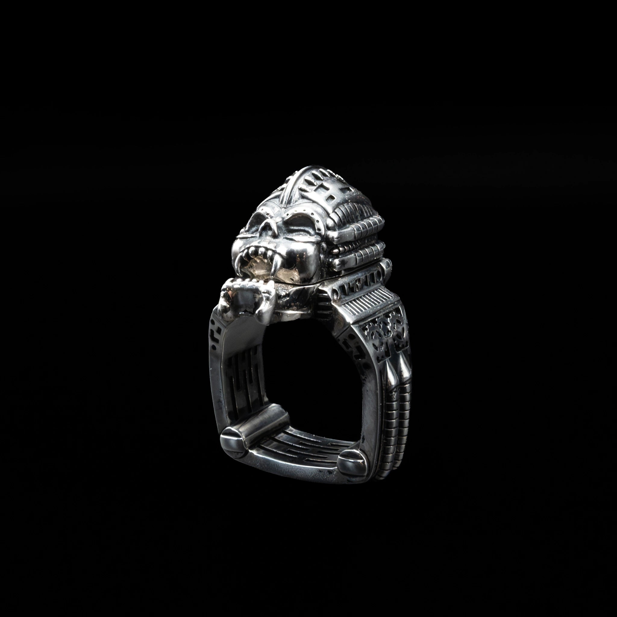 fangface skull ring sterling silver front