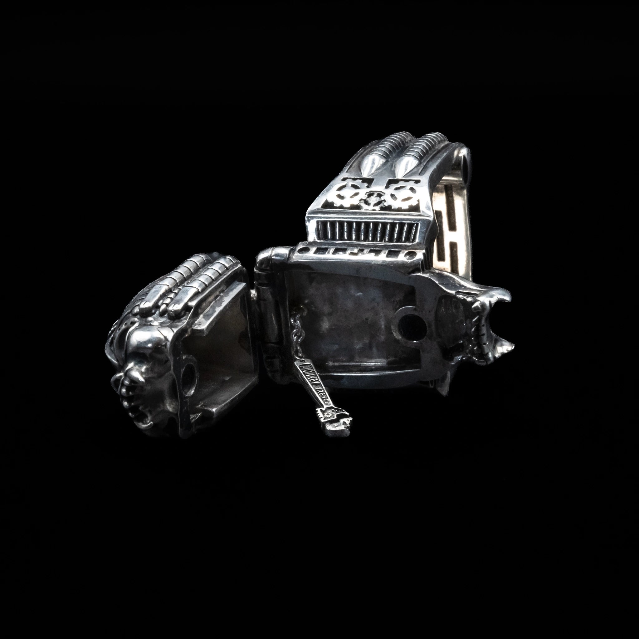 fangface skull ring sterling silver hidden compartment