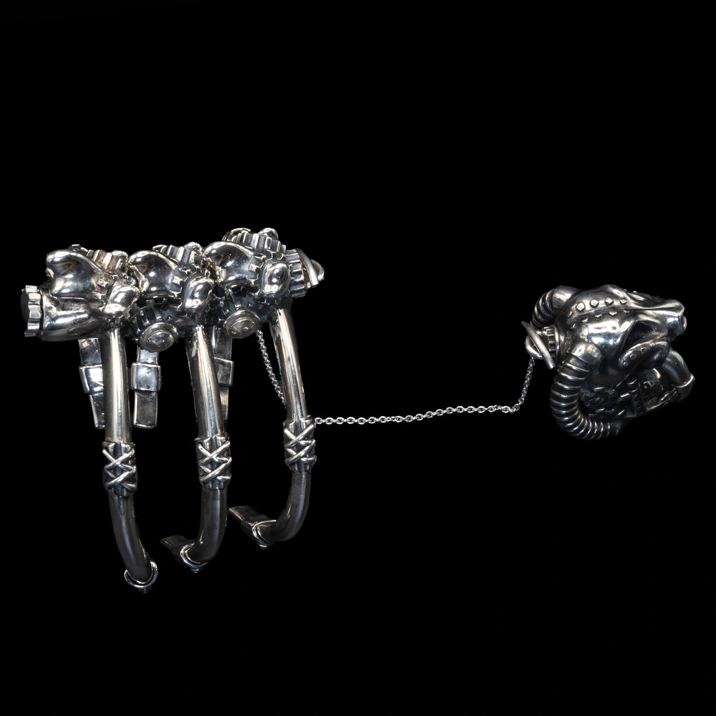 sabretooth skull ring cuff sterling silver three rib set front